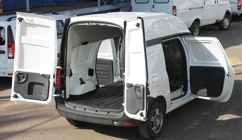 Лада Ларгус 2021 грузовой фургон