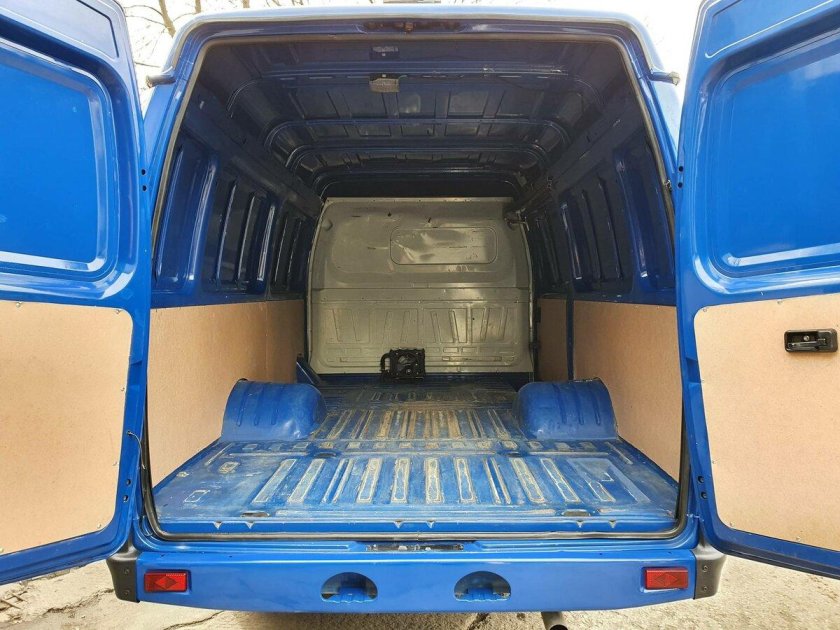 Газель 2705 грузовой отсек