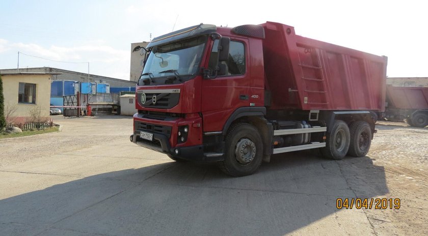 Задний отбойник Вольво ФМ самосвал