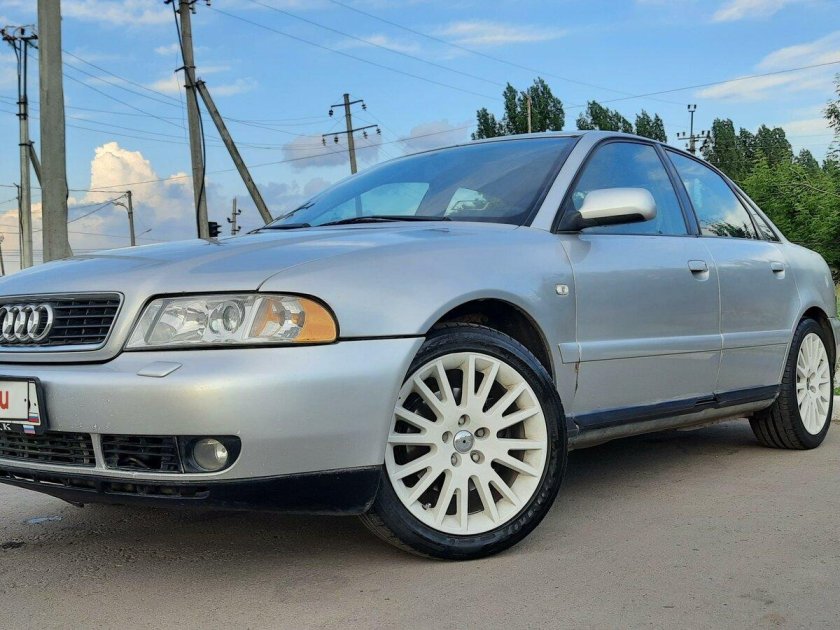 Ауди 401 КТУ