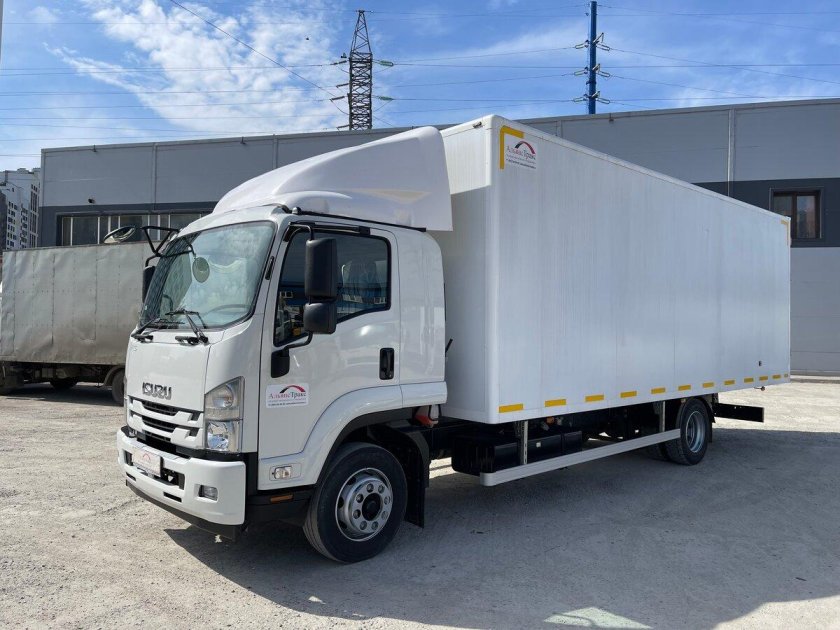 Исузу NPR самосвал 10 тонник