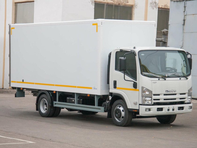 Isuzu npr75 изотермический фургон