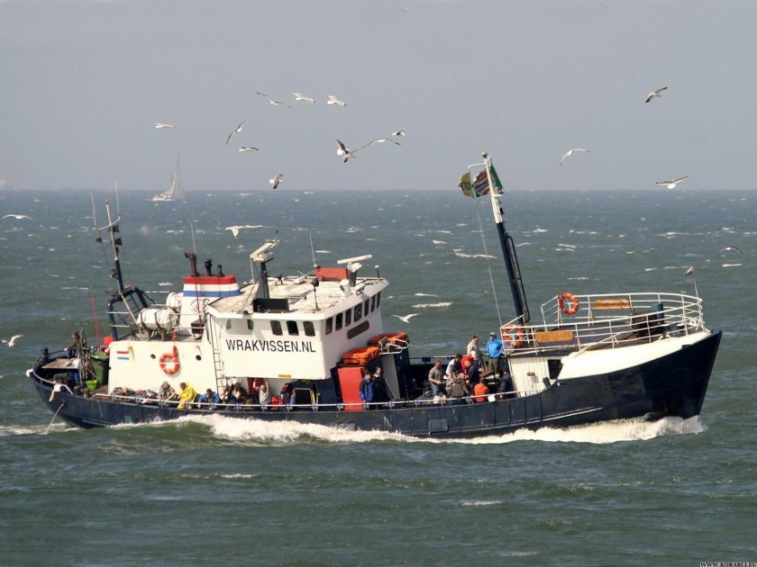 Рыболовное судно