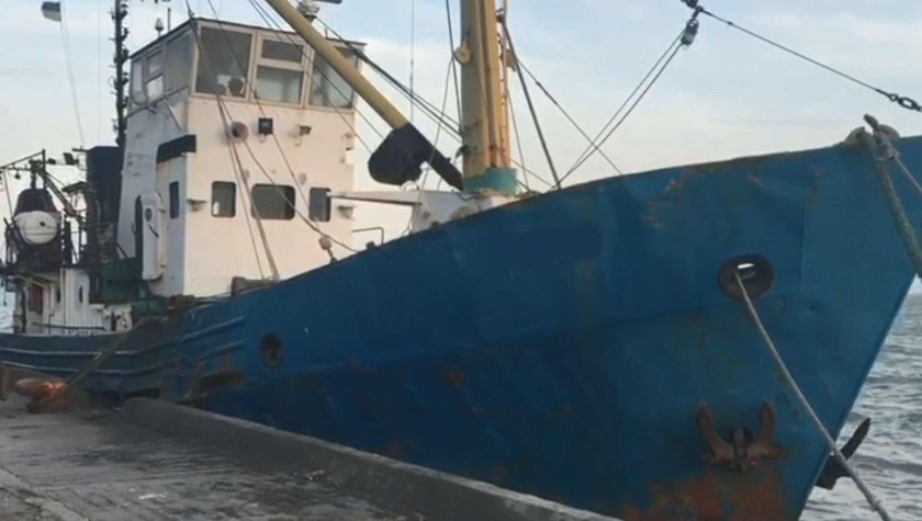 Средний черноморский сейнер счс-150