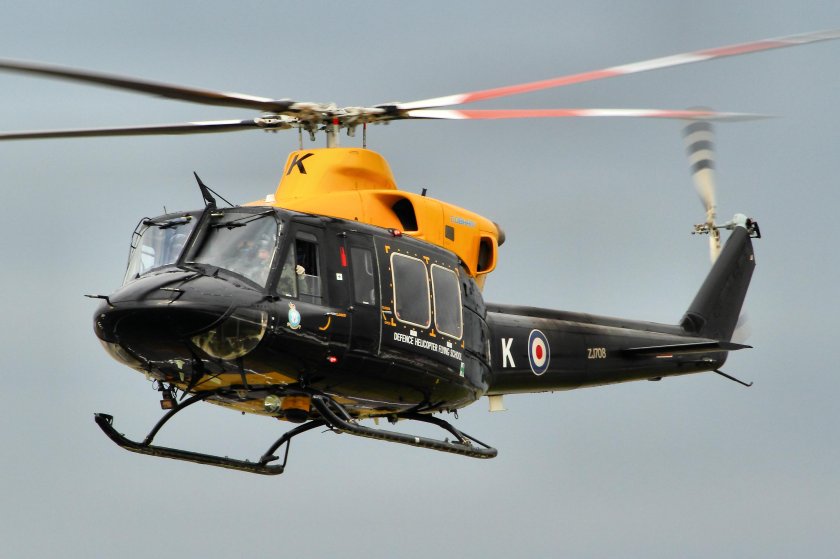 Bell 412 вертолет