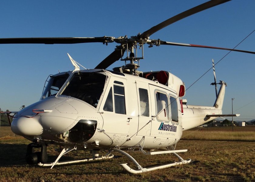 Белл 412 вертолет