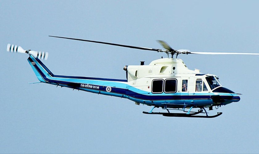 Bell 412 вертолет