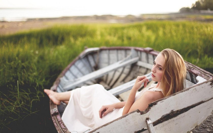 Фотосессия в лодке