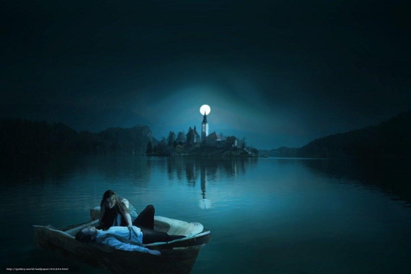 Девушка в лодке