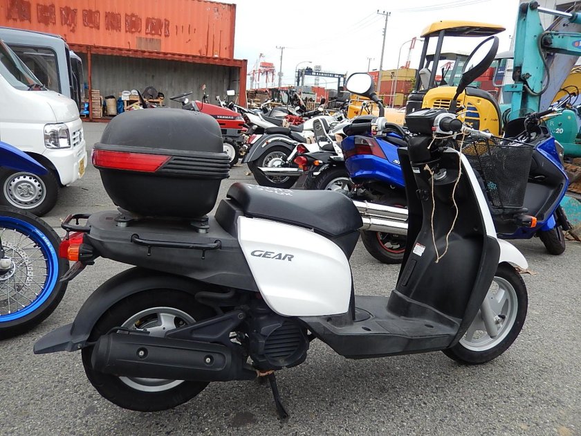 Мопед Ямаха Гир 4т