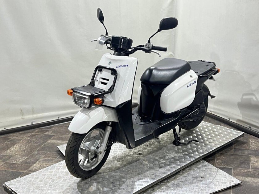 Скутер yamaha