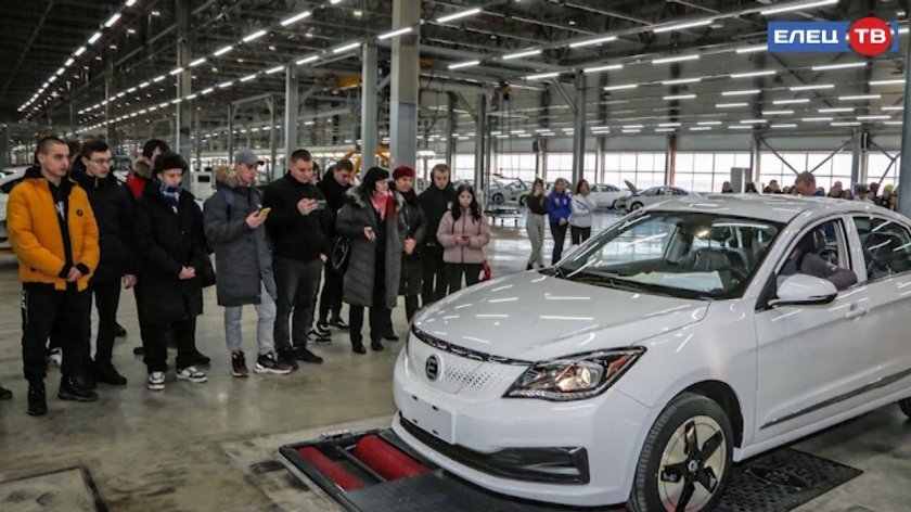 Липецкий автомобильный завод