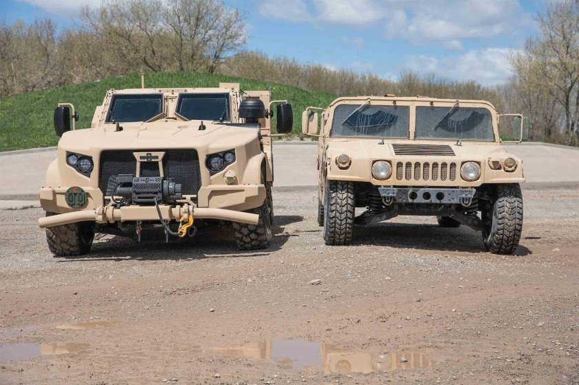 Броневик HMMWV JLTV