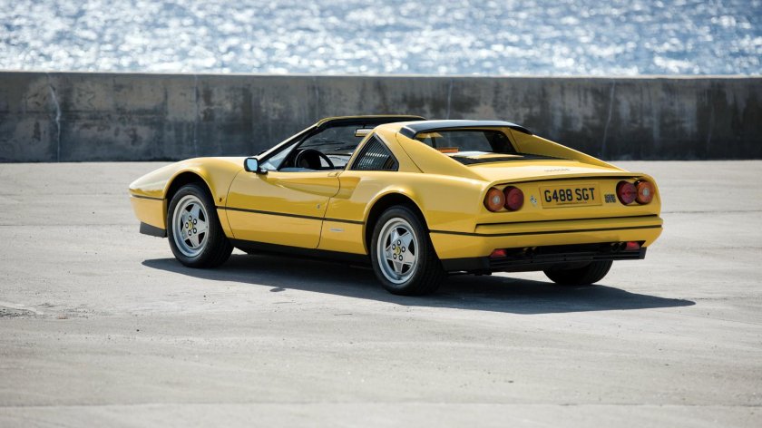 Ferrari 328 GTS