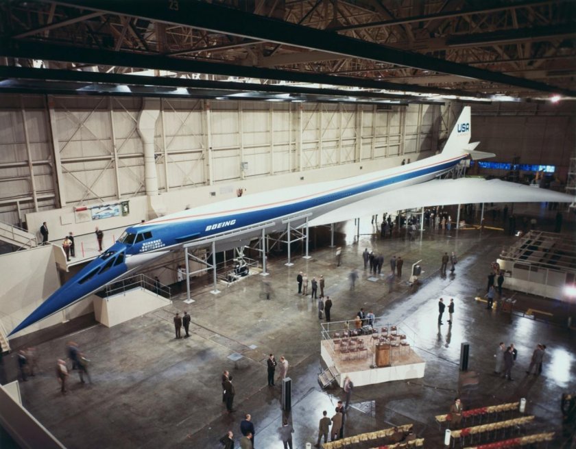 Сверхзвуковой Boeing 2707