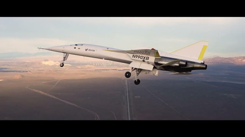 Сверхзвуковой пассажирский самолет