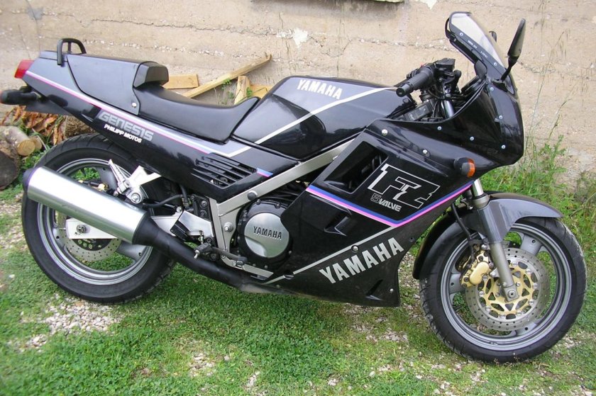 Yamaha fz750 Genesis