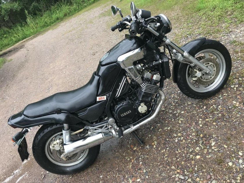 Yamaha FZX 750