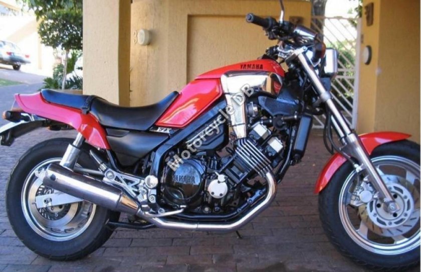 Yamaha FZX 750