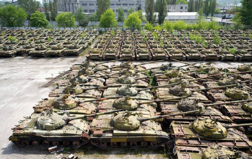 Харьковский бронетанковый завод кладбище танков