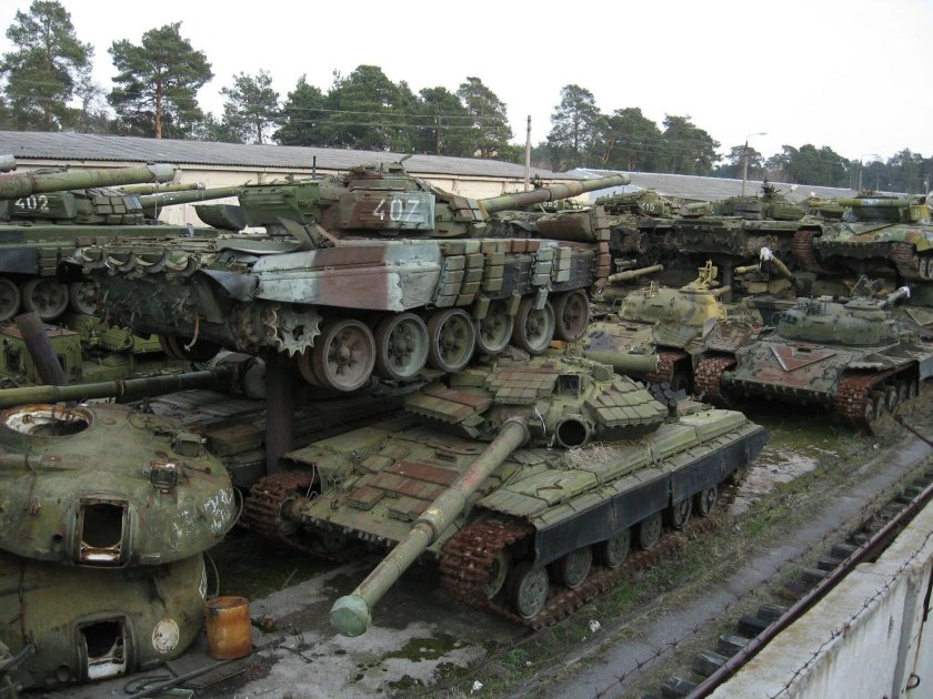 Харьковский бронетанковый завод кладбище танков