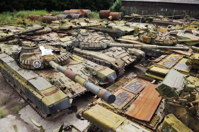 Кладбище танков т-72