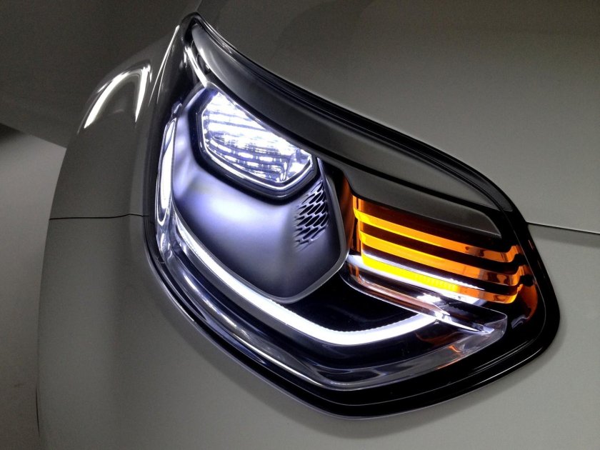 Kia 5 Headlight