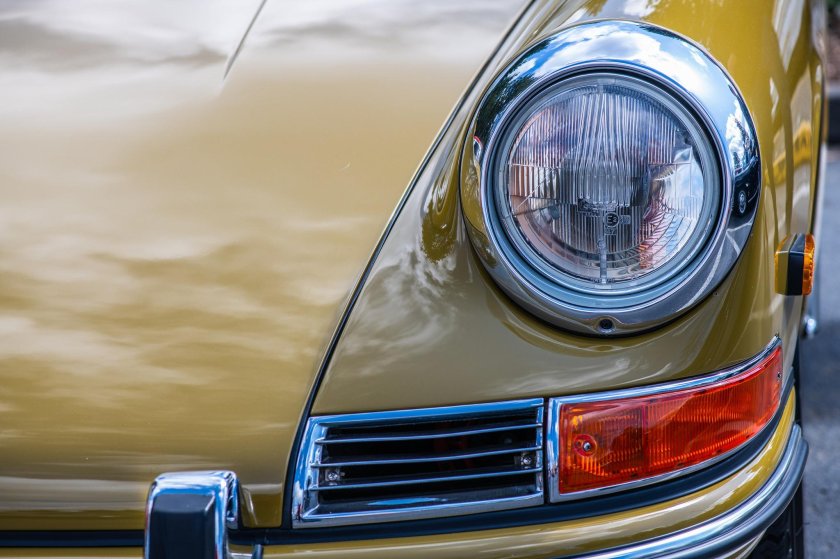 Порше 911 фары