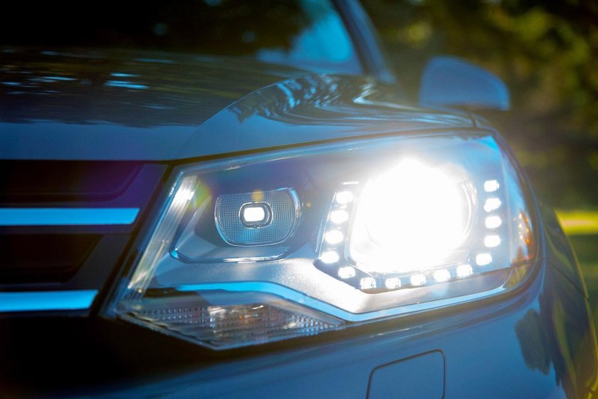 Фары автомобиля