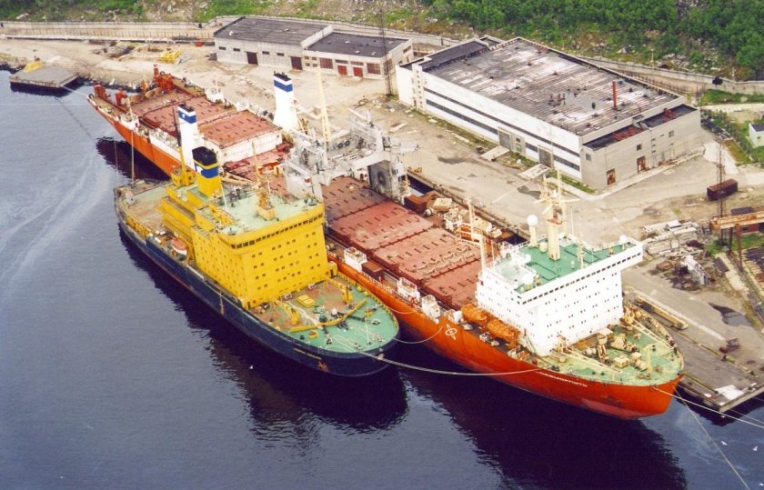 Атомный контейнеровоз Севморпуть