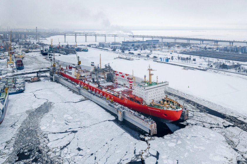 Севморпуть лихтеровоз