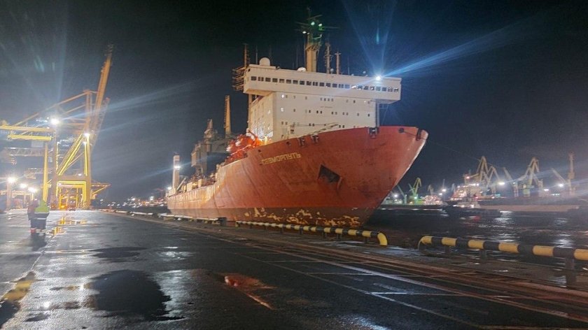 Атомный контейнеровоз Севморпуть