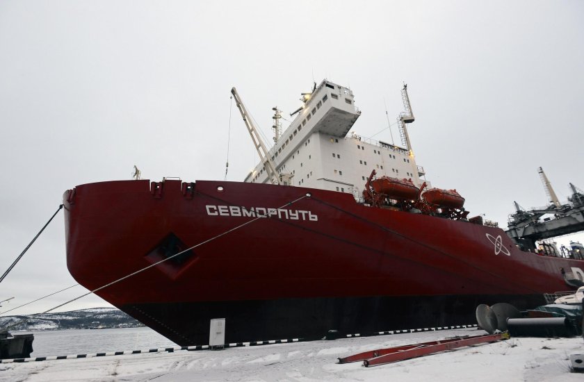 Атомный лихтеровоз-контейнеровоз Севморпуть