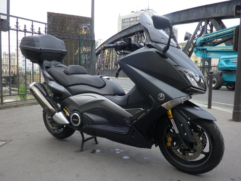 Yamaha tmax 530