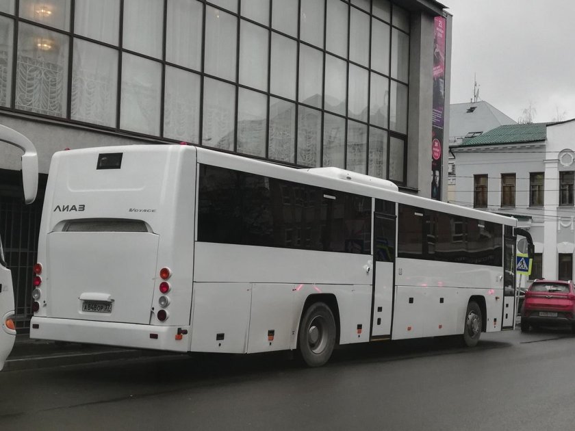 ГОЛАЗ ЛИАЗ -5251 Вояж