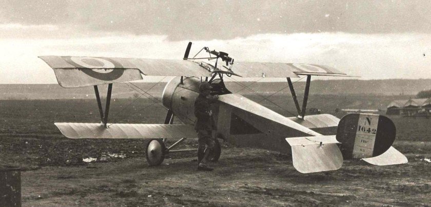 Истребитель Nieuport 17