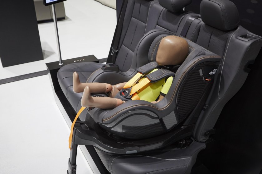 Бустер Мерседес Бенц