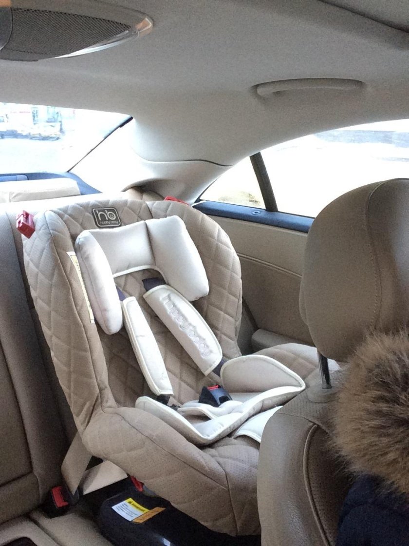 Мерседес 211 встроенное детское кресло