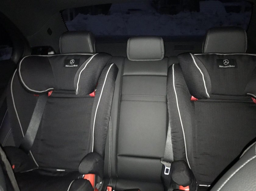 Mercedes-Benz сиденье детское