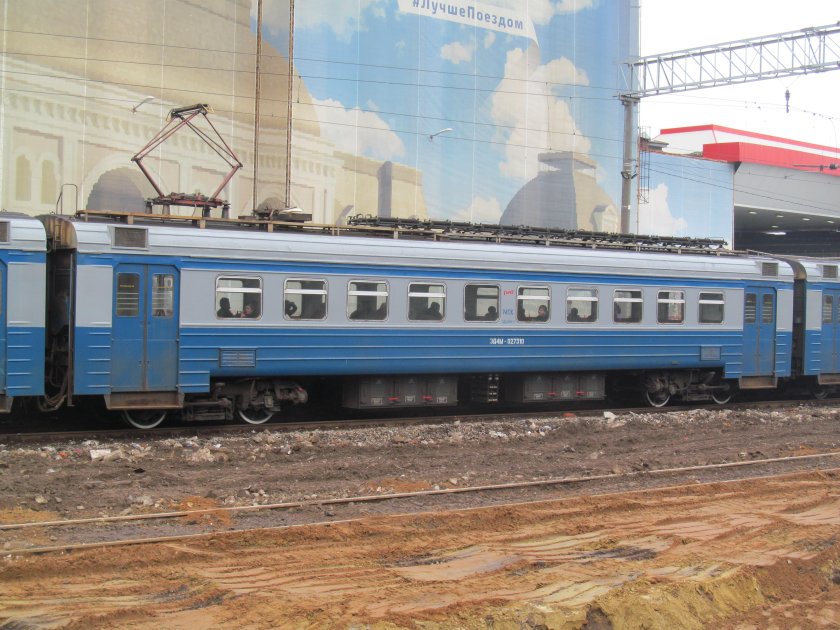 Моторный вагон эд4м