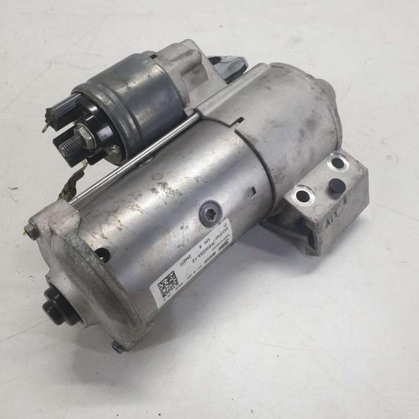 Стартер Audi a4 b8