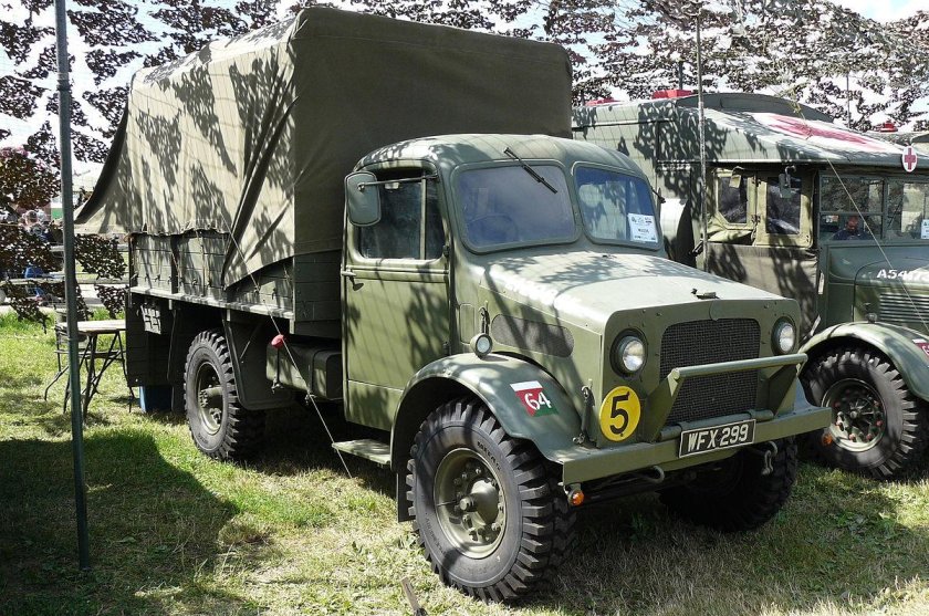 Военный грузовик Bedford
