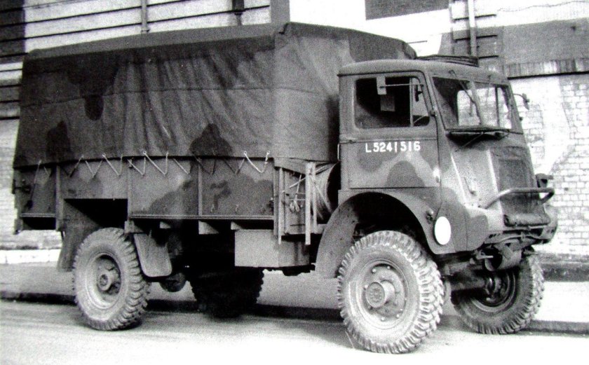 Грузовик Bedford QLD