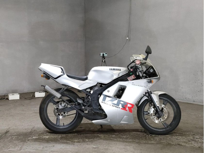 Honda VFR 750 rc24