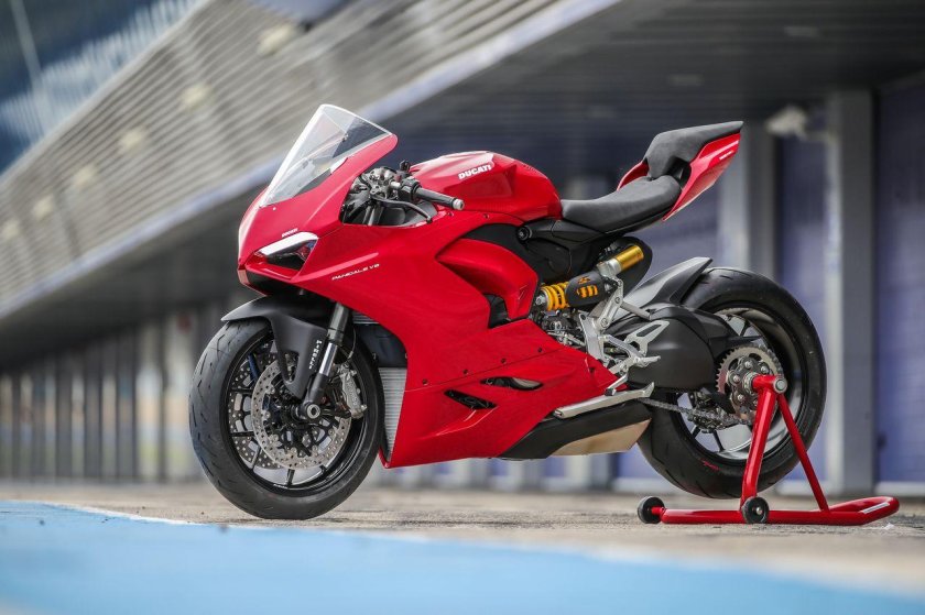 Мотоцикл Ducati Panigale v2