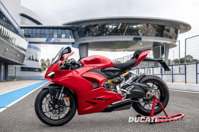 Мотоцикл Дукати Панигале