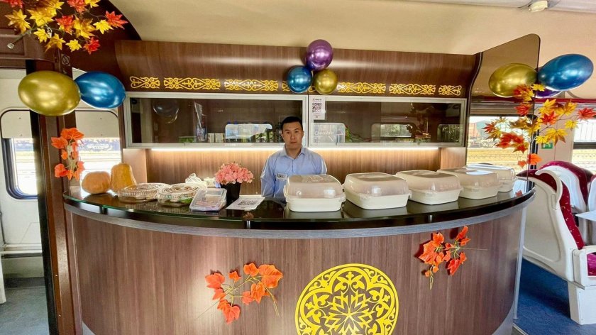 Поезда вагоны