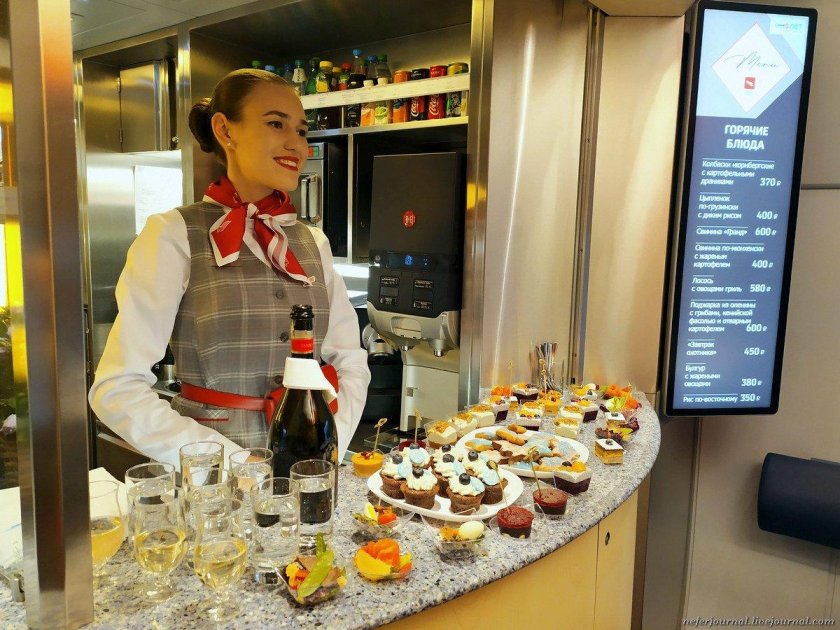 Вагон ресторан в Сапсане