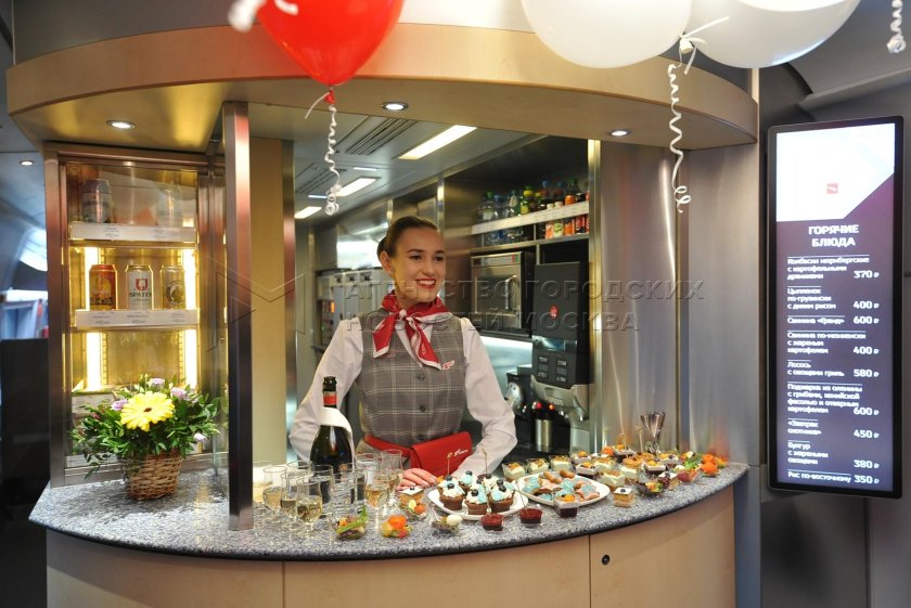 Вагон бистро в Сапсане что это