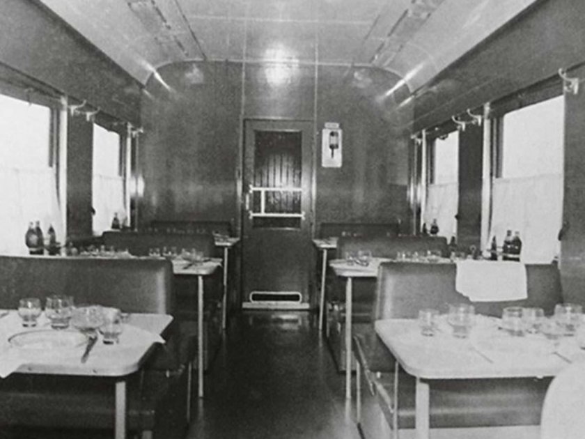 Вагон-ресторан в поезде СССР